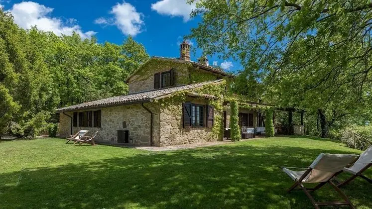 Villa