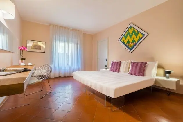 Comfort Tek Büyük Yataklı Oda