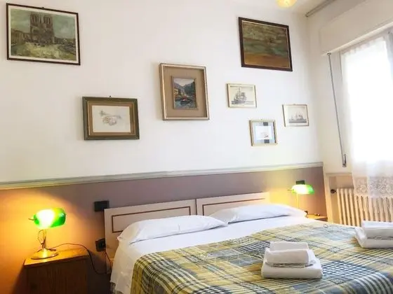 Standard Tek Büyük Yataklı Oda, Şehir Manzaralı