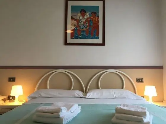 Standard Tek Büyük Yataklı Oda, Şehir Manzaralı