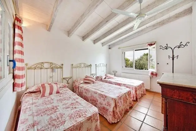 Villa, 6 Yatak Odası, Kişiye Özel Havuzlu, Bahçe Manzaralı