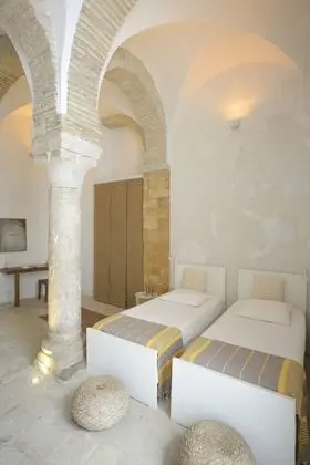 Design Tek Büyük Yataklı Oda, 1 Yatak Odası, Özel Banyo, Avlu (Le Makhzen)
