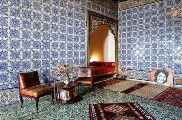 Grand Süit (La Chambre Bleue)