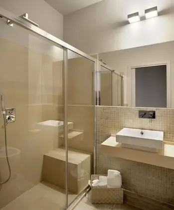 Standard Oda, 1 Büyük (Queen) Boy Yatak, Özel Banyo, Şehir Manzaralı