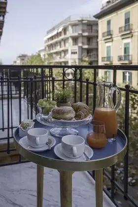 Exclusive Tek Büyük Yataklı Oda