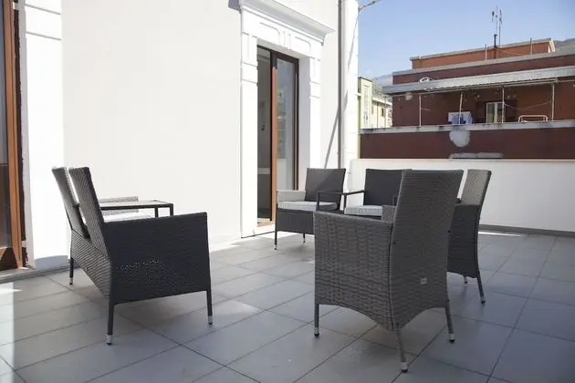 Deluxe Stüdyo Süit, Bahçe Manzaralı