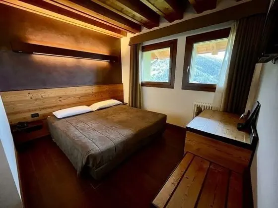 Economy Büyük Yataklı Tek Kişilik Oda