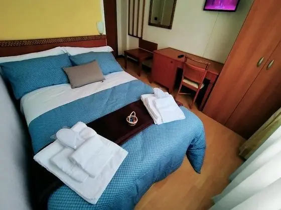 Tek Büyük Yataklı Oda, 1 Tek Kişilik XL Yatak (French bed)