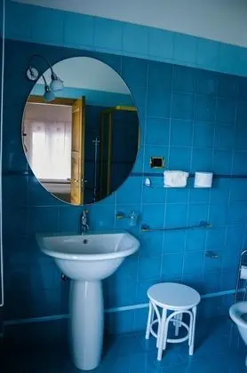 Üç Kişilik Oda, Teras