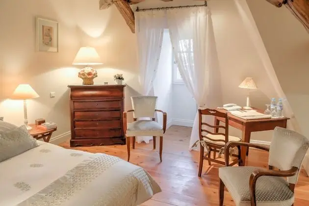 Classic Tek Büyük Yataklı Oda