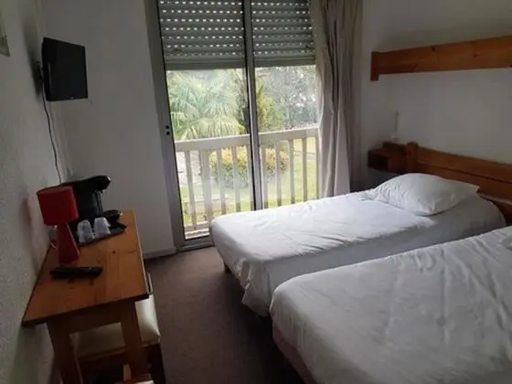 Comfort Üç Kişilik Oda, 3 Tek Kişilik Yatak, Sigara İçilmez, Havuz Manzaralı