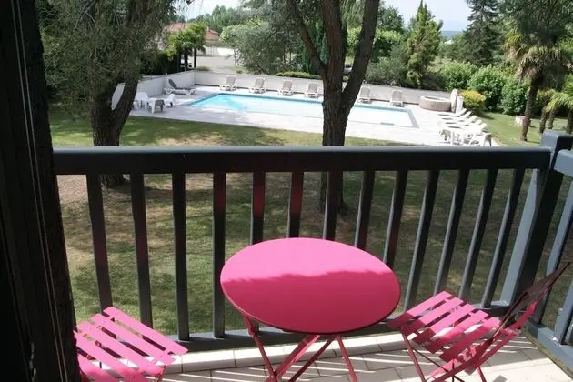 Comfort Üç Kişilik Oda, 3 Tek Kişilik Yatak, Sigara İçilmez, Havuz Manzaralı