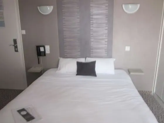 Tek Büyük Yataklı Oda, Balkon