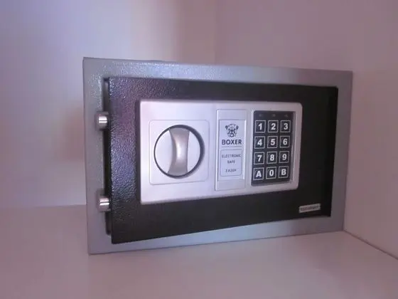 Tek Büyük Yataklı Oda, Balkon