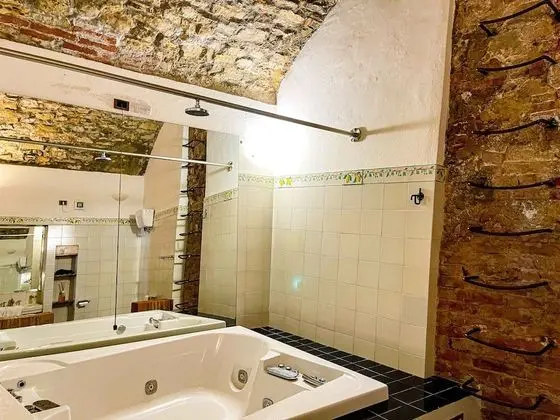 Deluxe Tek Büyük Yataklı Oda, 1 Büyük (Queen) Boy Yatak, Teras, Dağ Manzaralı