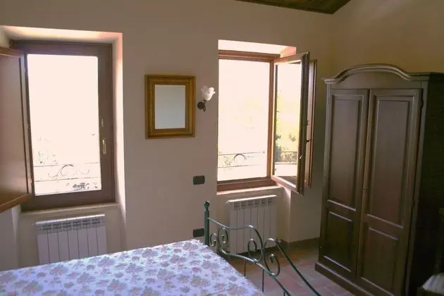 Üç Kişilik Oda (Private External Bathroom)