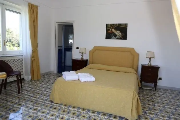 Tek Büyük Yataklı Oda, Deniz Manzaralı (CAMERA GIALLA)