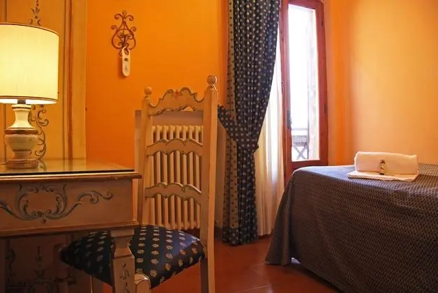 single room no view