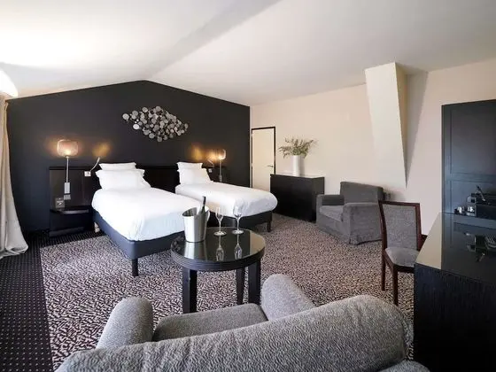 Superior Tek Büyük veya İki Ayrı Yataklı Oda, 1 Çift Kişilik veya 2 Tek Kişilik Yatak