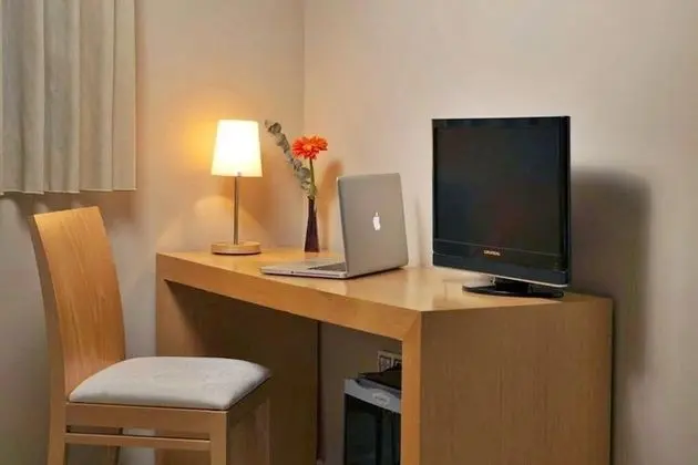 Tek Büyük Yataklı Oda, 3 Tek Kişilik Yatak