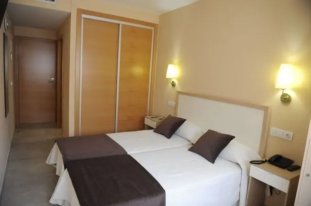 İki Ayrı Yataklı Oda, Şehir Manzaralı
