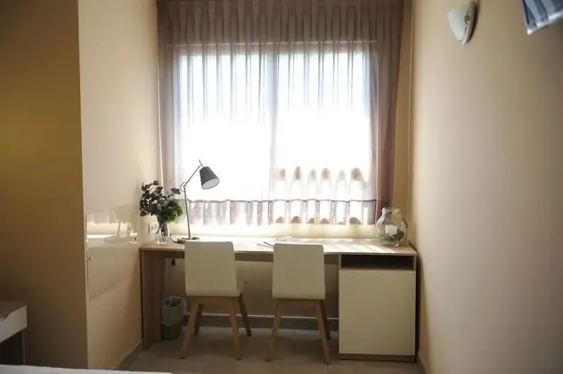 İki Ayrı Yataklı Oda, Şehir Manzaralı