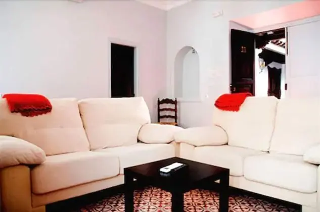 Üç Kişilik Oda, Şehir Manzaralı