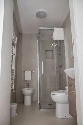 Dört Kişilik Oda, Özel Banyo