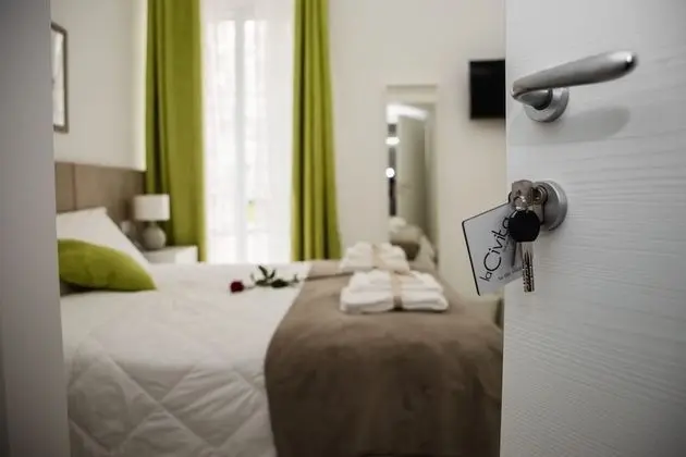 Tek Büyük Yataklı Oda, Balkon