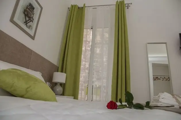 Tek Büyük Yataklı Oda, Balkon