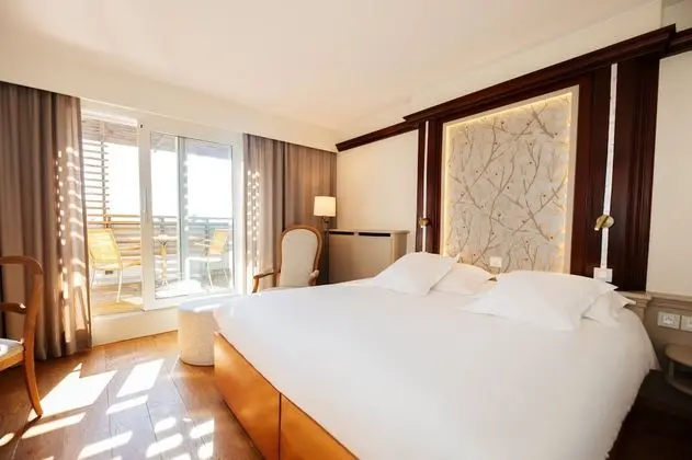 Comfort Tek Büyük veya İki Ayrı Yataklı Oda