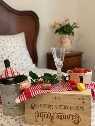 Tek Büyük Yataklı Oda (Chambre Celine)