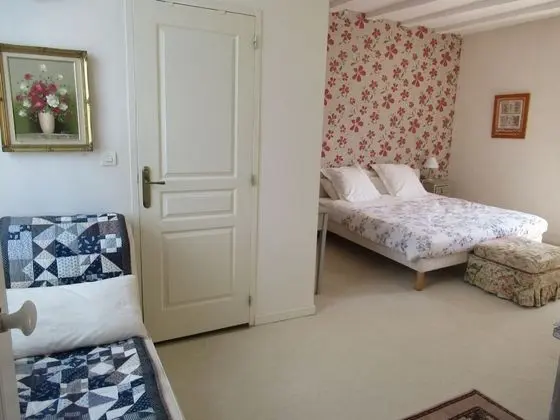 Tek Büyük Yataklı Oda (Les Fleurs)