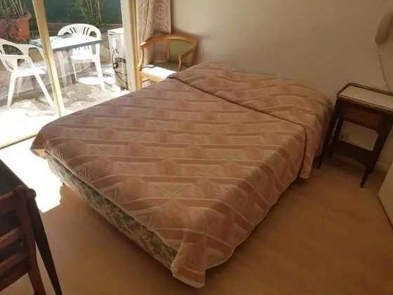 Tek Büyük Yataklı Oda