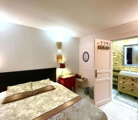 Classic Tek Büyük Yataklı Oda