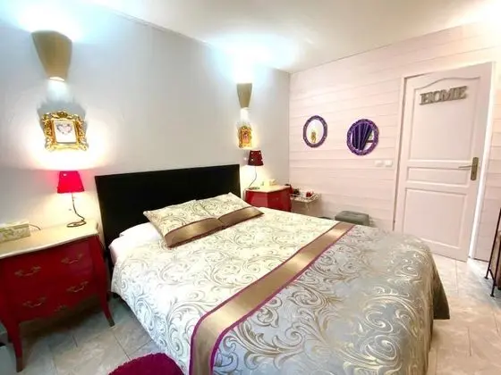 Classic Tek Büyük Yataklı Oda