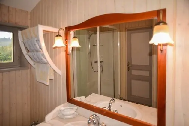 Superior Tek Büyük Yataklı Oda, Özel Banyo, Bahçe Manzaralı