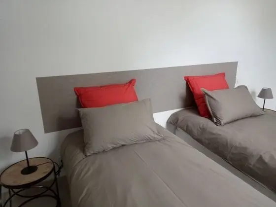 Superior Tek Büyük veya İki Ayrı Yataklı Oda