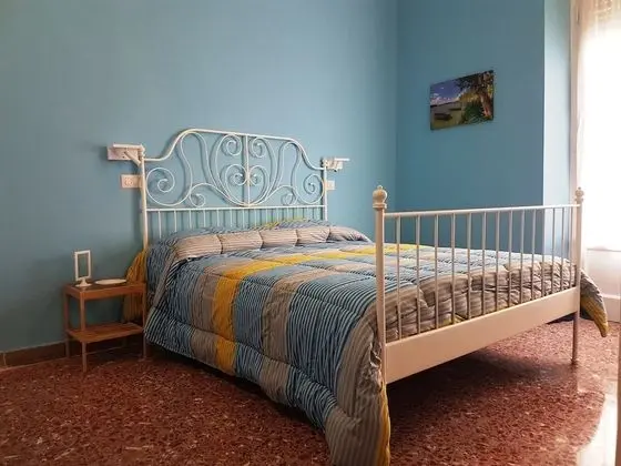 Standard Tek Büyük Yataklı Oda, Ortak Banyo, Şehir Manzaralı
