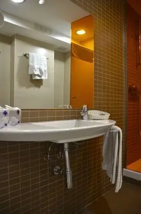 Economy Tek Büyük Yataklı Oda