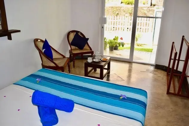 Deluxe Tek Büyük Yataklı Oda, Bahçe Manzaralı