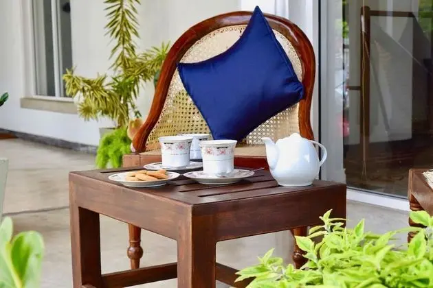 Deluxe Tek Büyük Yataklı Oda, Bahçe Manzaralı