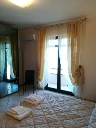 Deluxe Tek Büyük Yataklı Oda, Banyolu/Duşlu