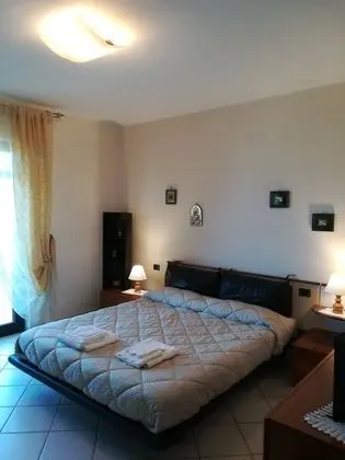 Deluxe Tek Büyük Yataklı Oda, Banyolu/Duşlu