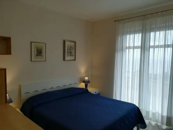 Panoramic Tek Büyük Yataklı Oda