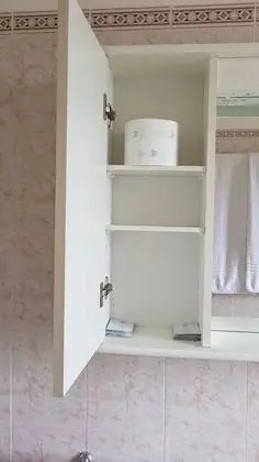 Büyük Yataklı Tek Kişilik Oda