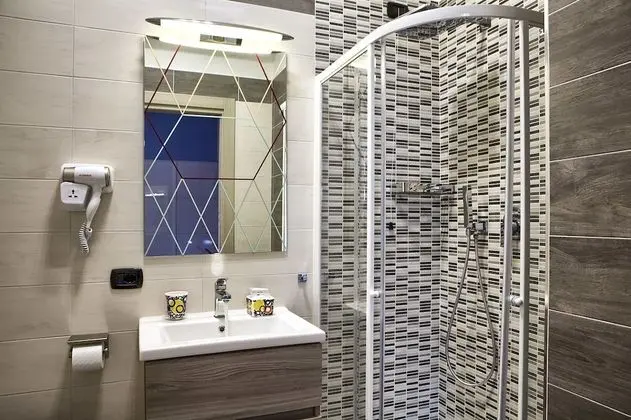 Deluxe Tek Büyük Yataklı Oda, Balkon, Deniz Manzaralı