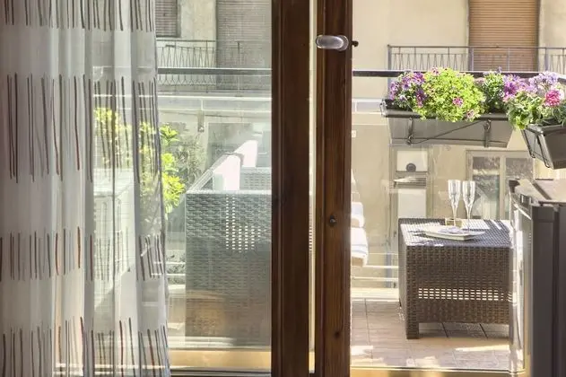 Deluxe Tek Büyük Yataklı Oda, Balkon, Deniz Manzaralı