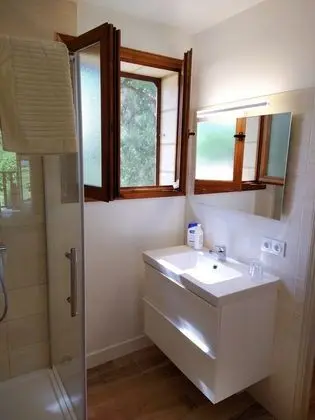 Tek Büyük Yataklı Oda, Sigara İçilmez, Bahçe Manzaralı