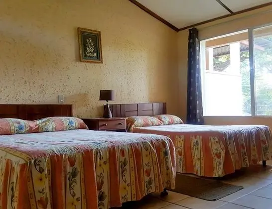 Basic Tek Büyük Yataklı Oda, 2 Çift Kişilik Yatak, Engellilere Uygun, Sigara İçilmez